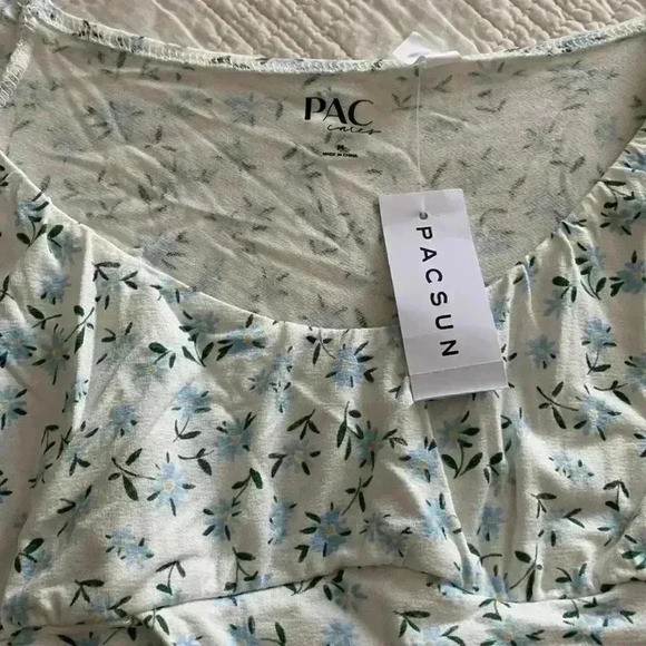 Pacsun - Picture 2 of 3